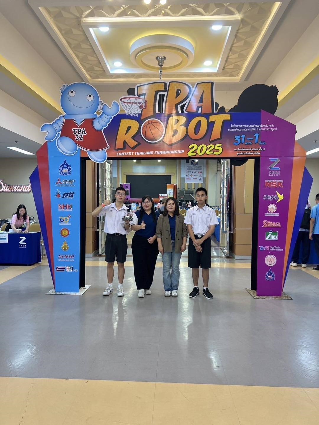 นักเรียนเข้าร่วมการแข่งขันหุ่นยนต์ ส.ส.ท. รอบชิงแชมป์ชนะเลิศแชมป์ประเทศไทยประจำปีการศึกษา 2568