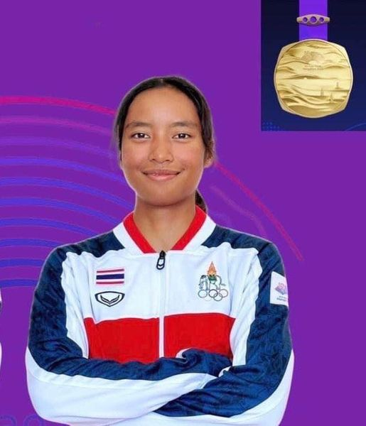 โรงเรียนสิงห์สมุทรขอแสดงความยินดี นพภัสสร ขุนบุญจันทร์” นักเรียนชั้น ม.6/5