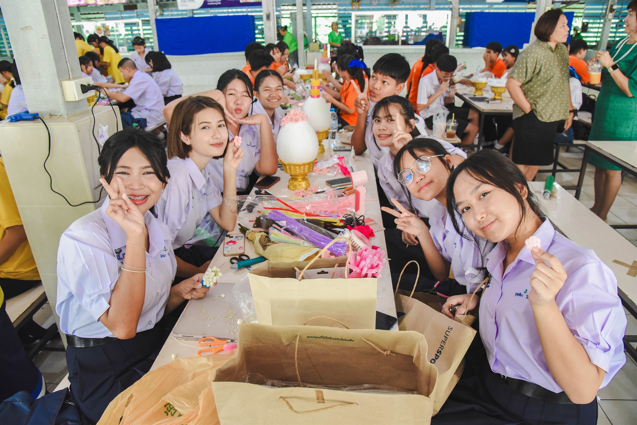 68-06-25 ทำพานไหว้ครู