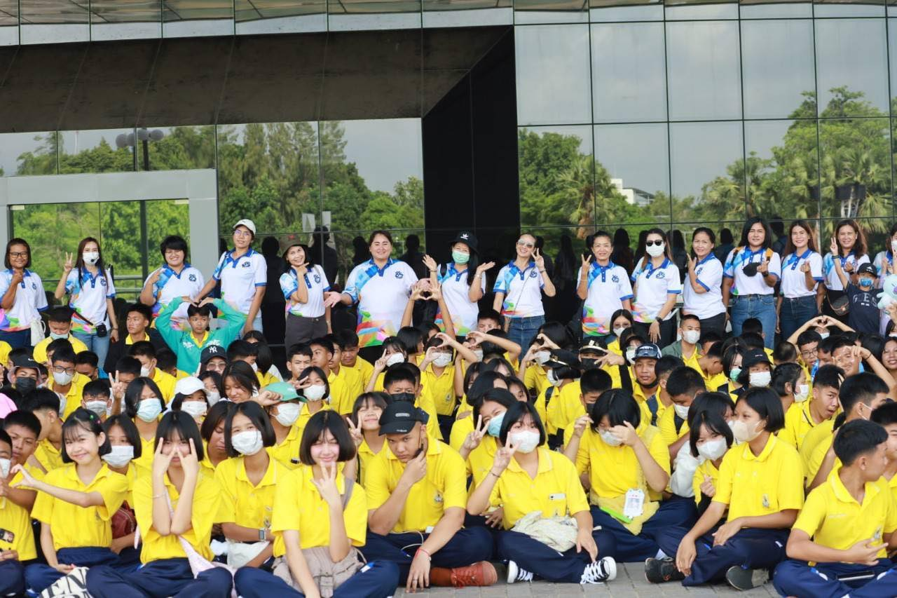 8/7/66 จัดกิจกรรมตามโครงการทัศนศึกษาระดับชั้นมัธยมศึกษาปีที่ 3