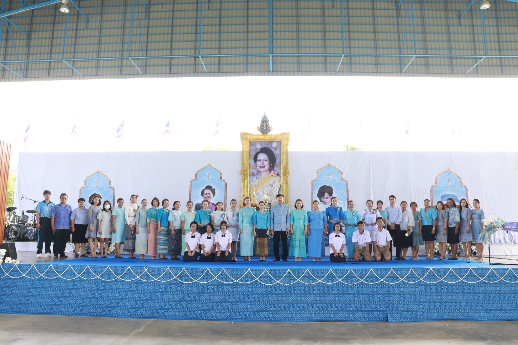 11/8/66 พิธีถวายพระพรชัยมงคลและวันแม่แห่งชาติ